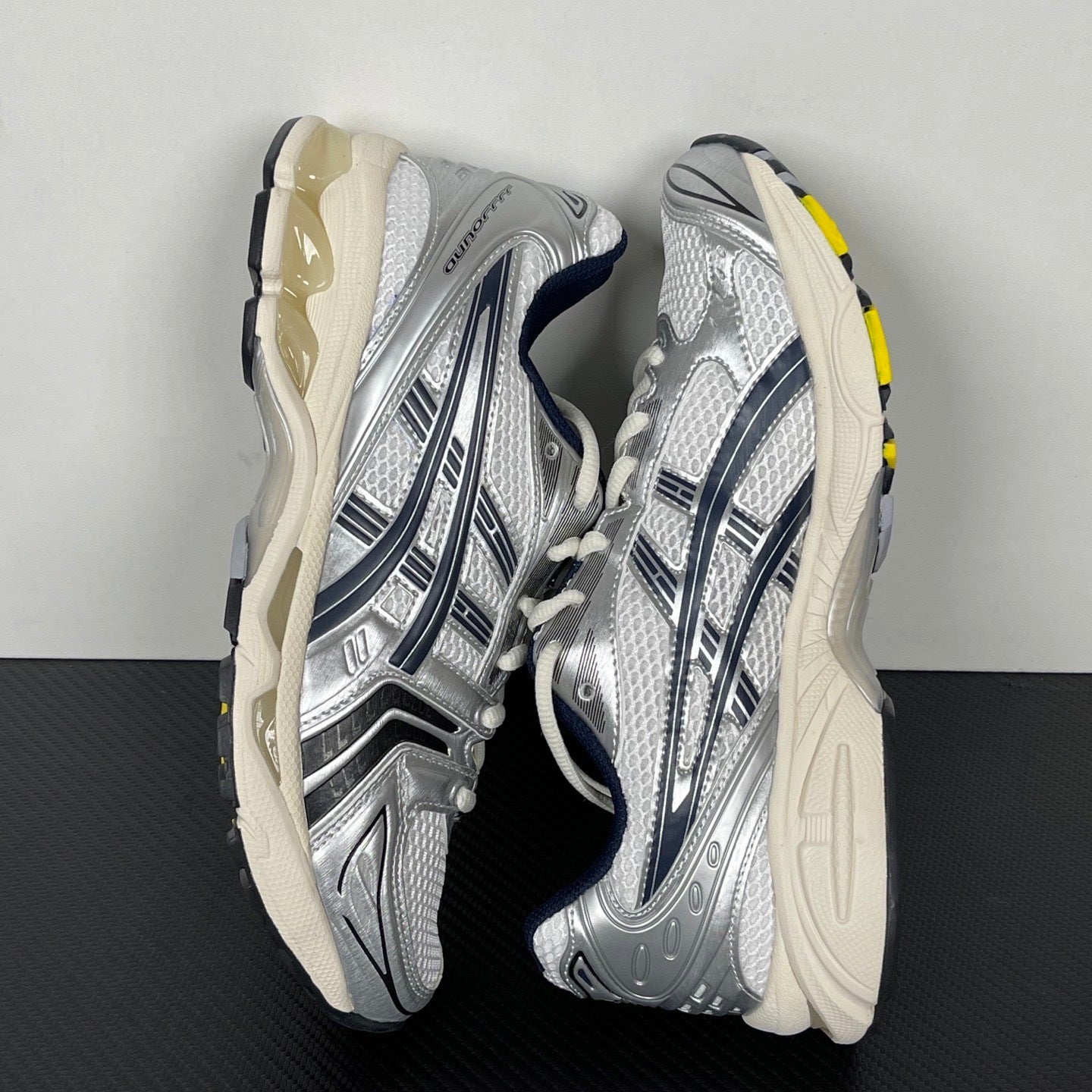 Kayano 14 Silver / Navy / Cream