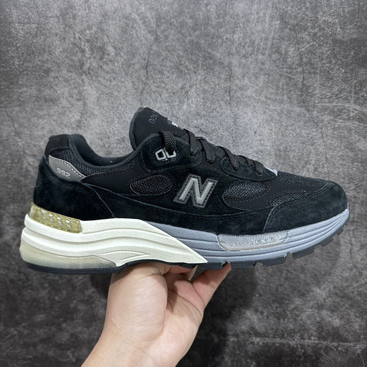 992 Black Grey