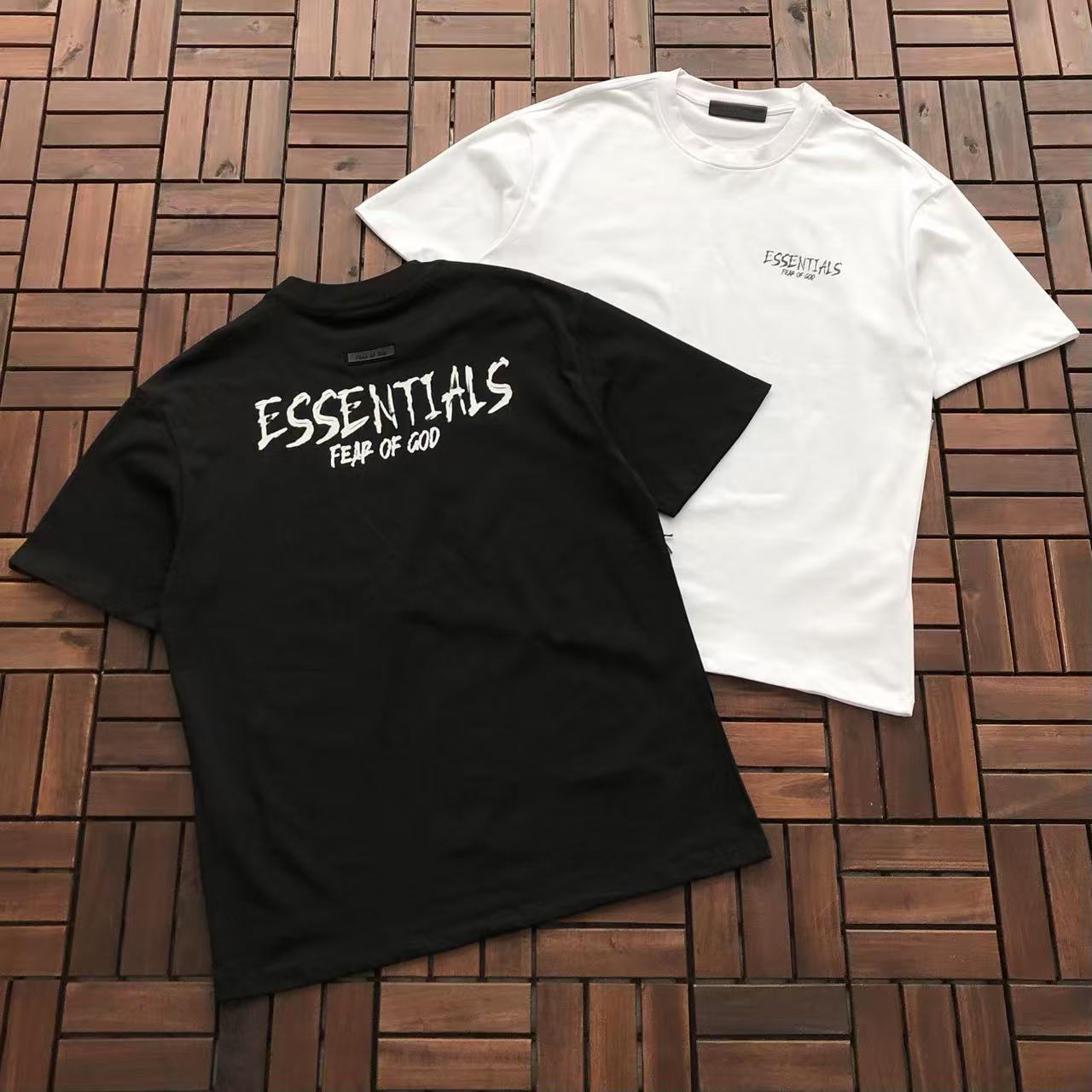 T-Shirts ESSENT
