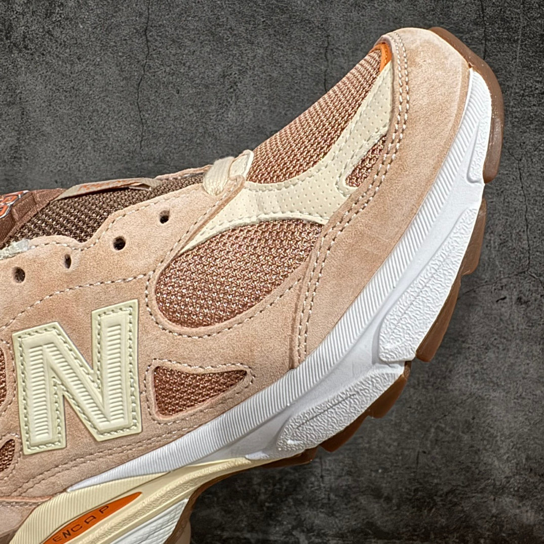 990 Apricot / Sea Salt
