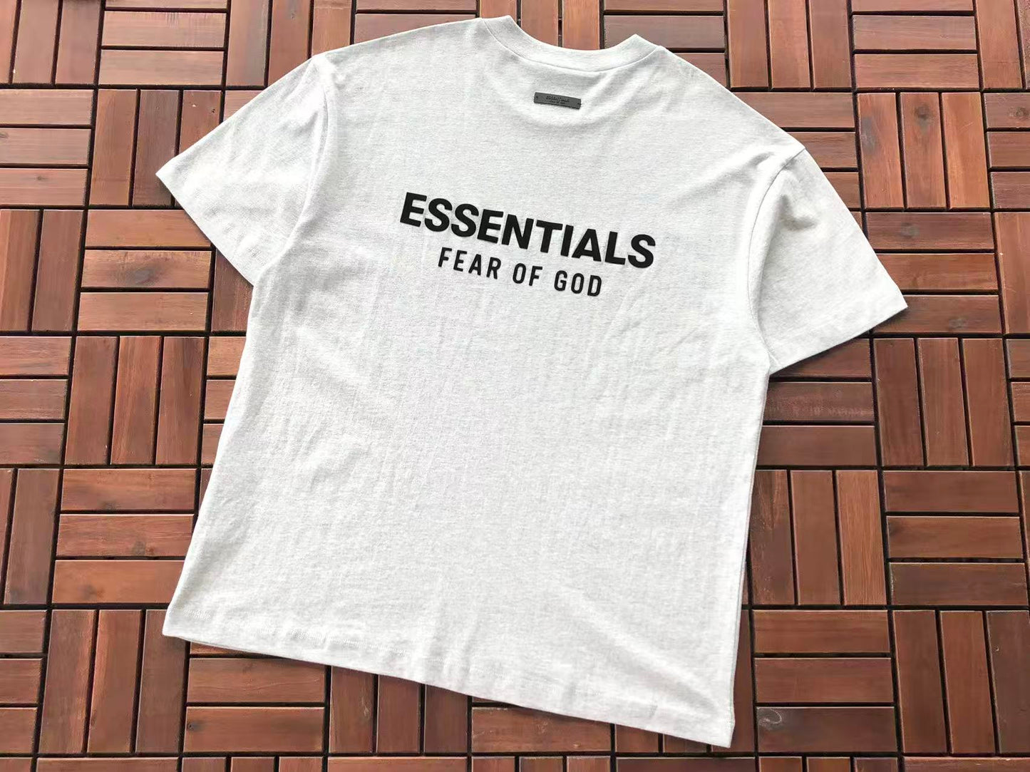 T-Shirts ESSENT