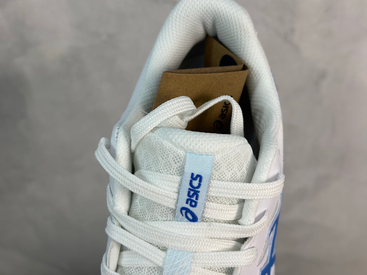 Gel-Tactic 12 White/Blue