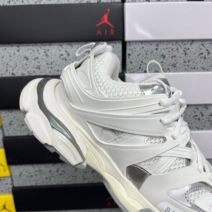 BLG Track White Grey