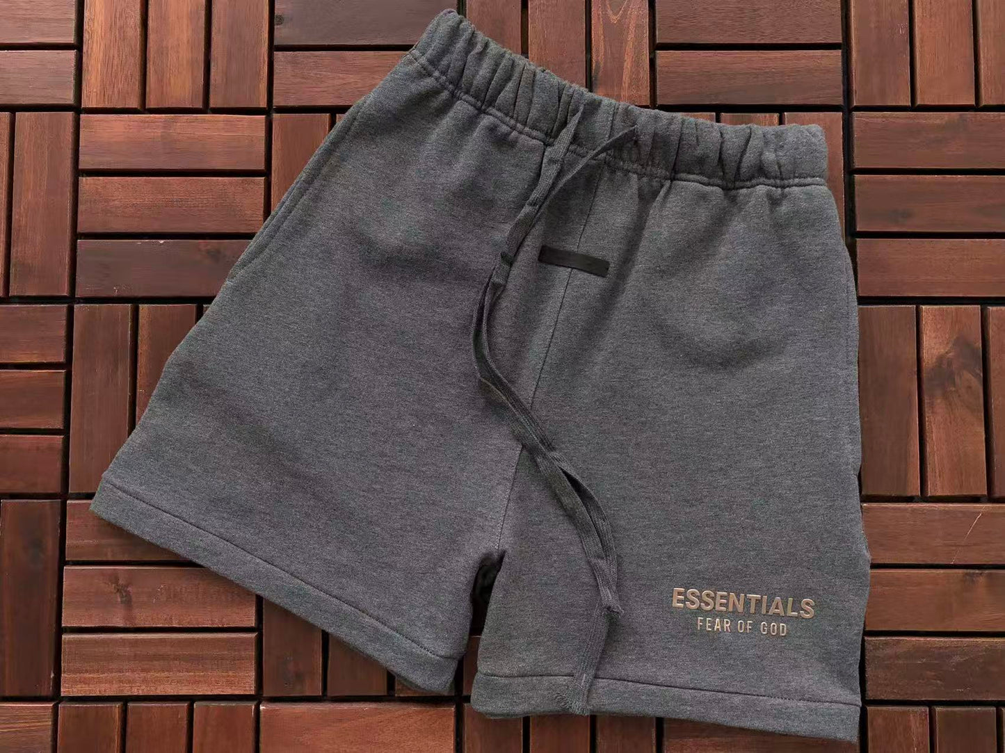 Conjuntos Essentials