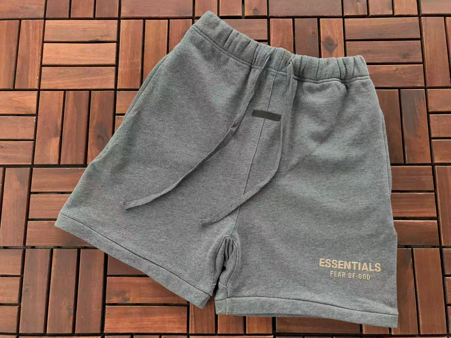 Conjuntos Essentials