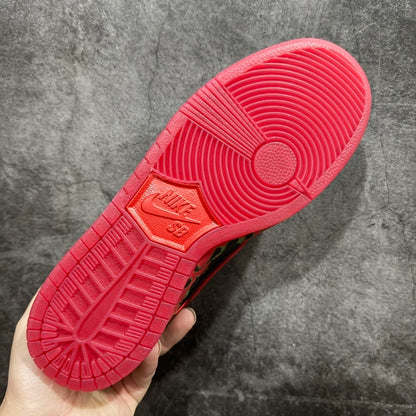 Dunk SB The Wizard of Oz Poppy Field