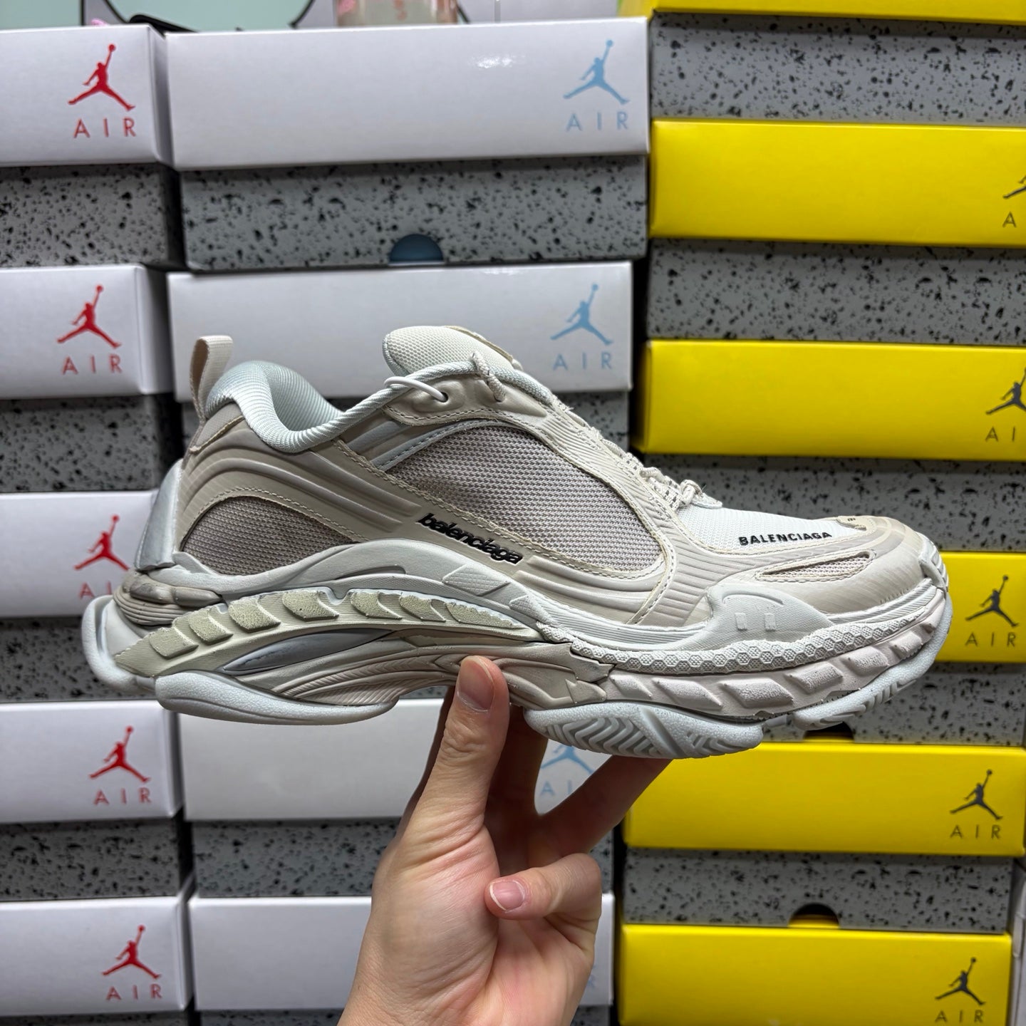 BLG Triple S.2 White/Beige