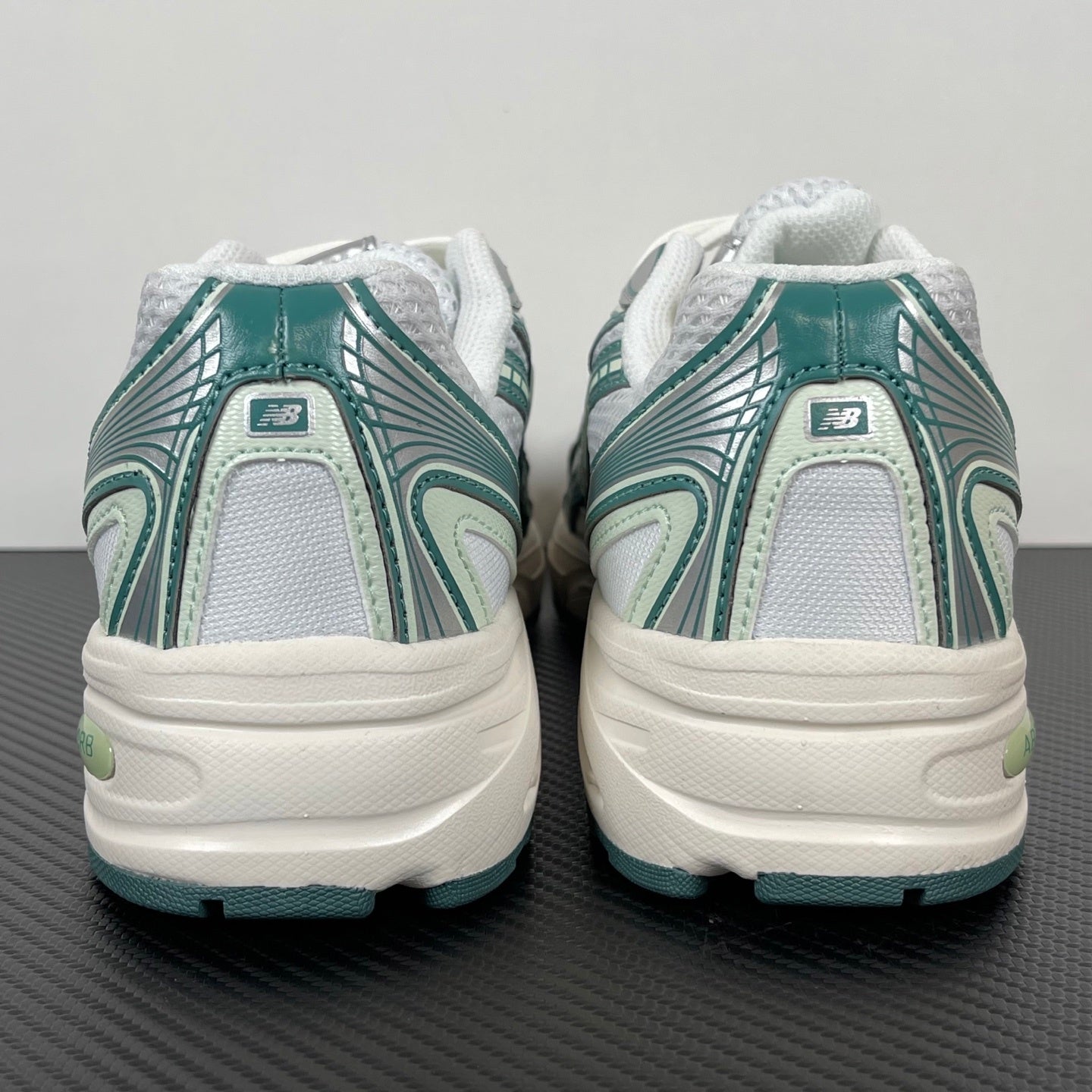 740 Seafoam