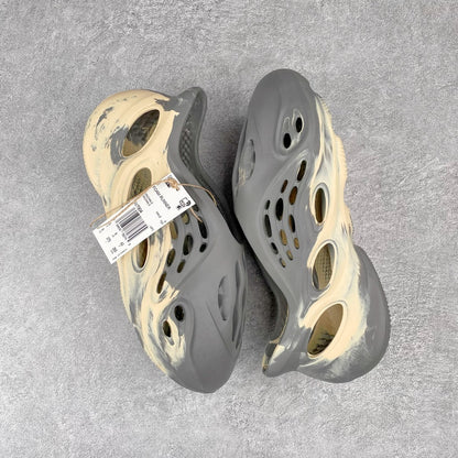 Foam Runner RNNR MXT Moon Gray