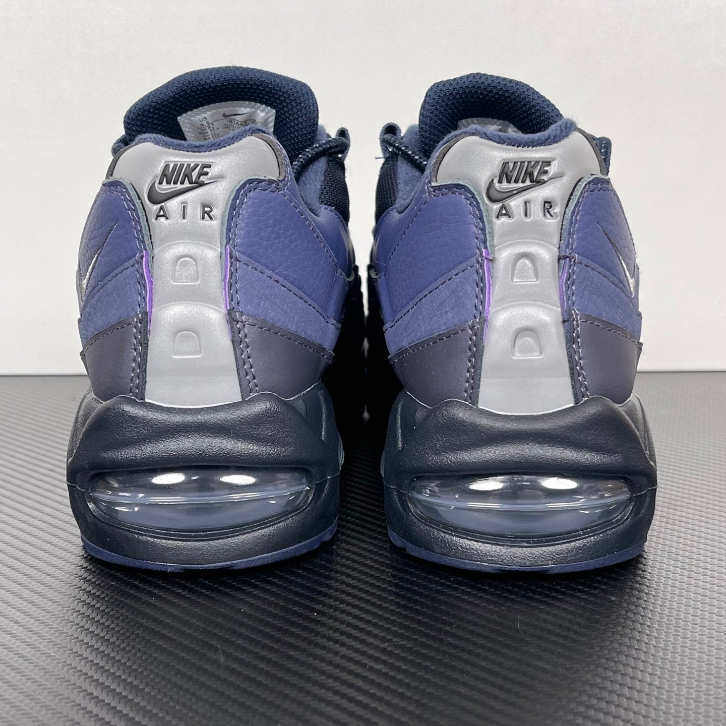 95 Purple Wolrd