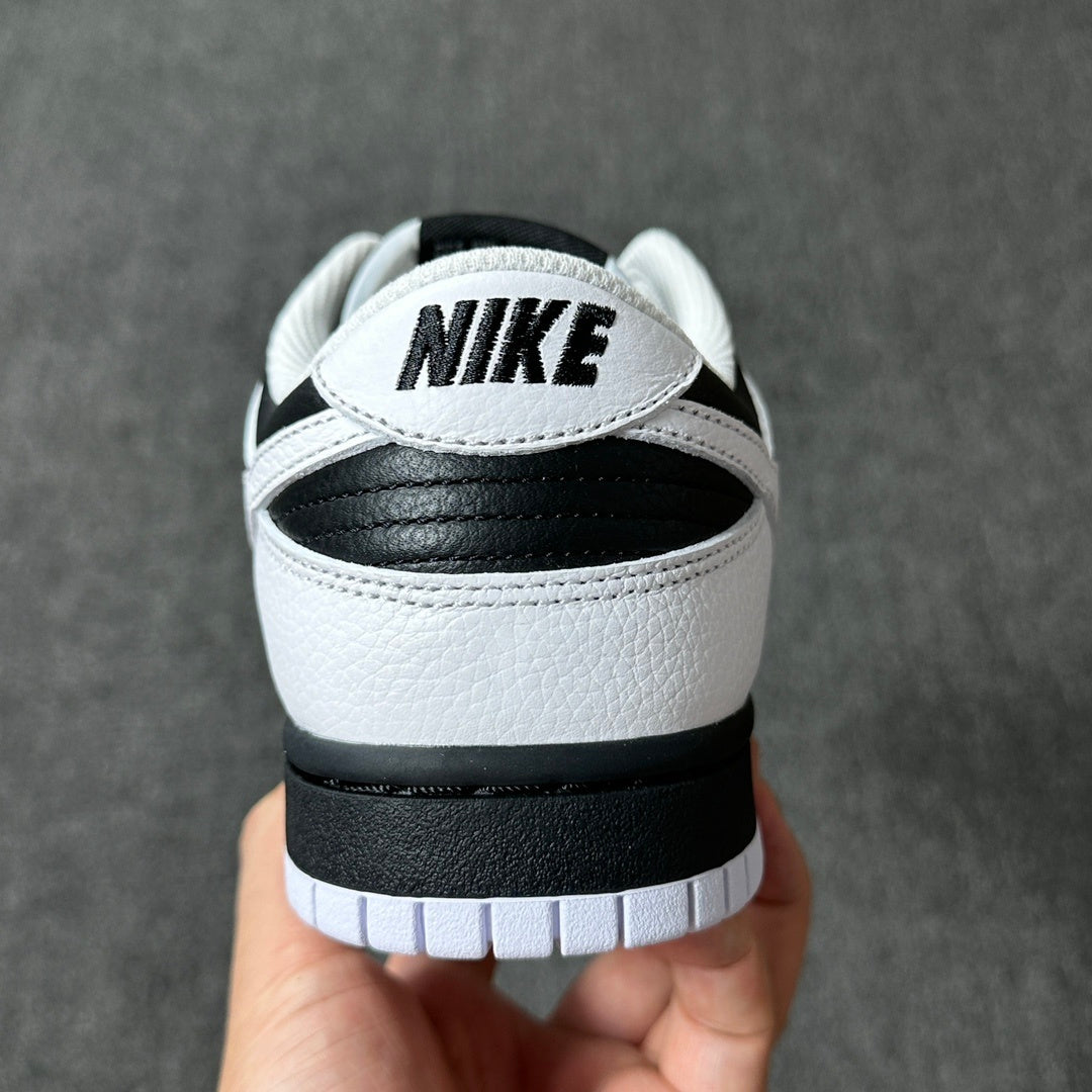 Dunk SP Reverse Panda