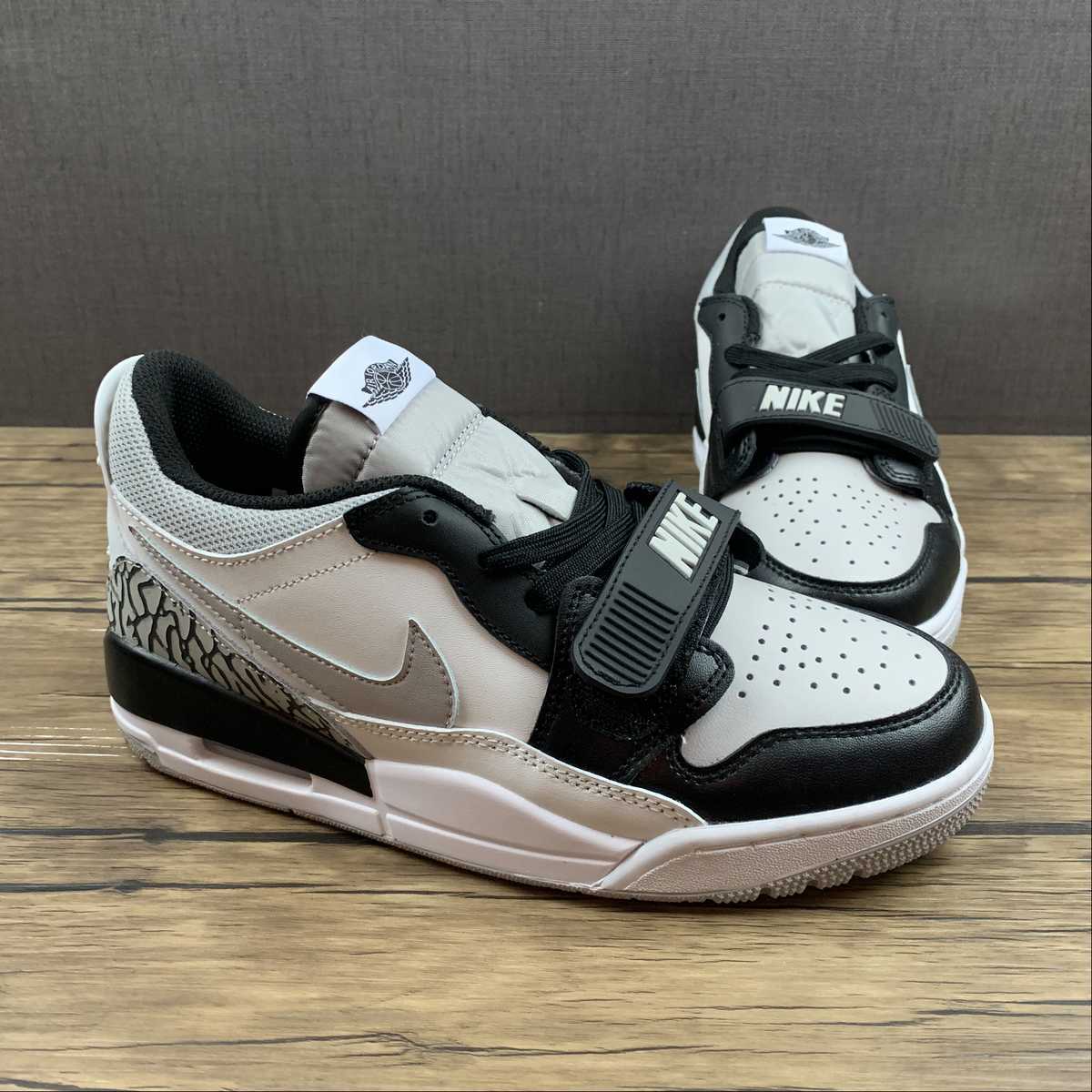 Legacy 312 Light Smoke Grey