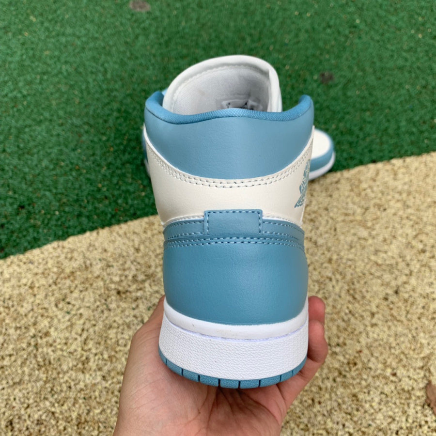 AJ1 MID UNC