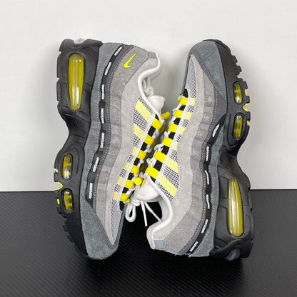 95 Undefeated Yellow