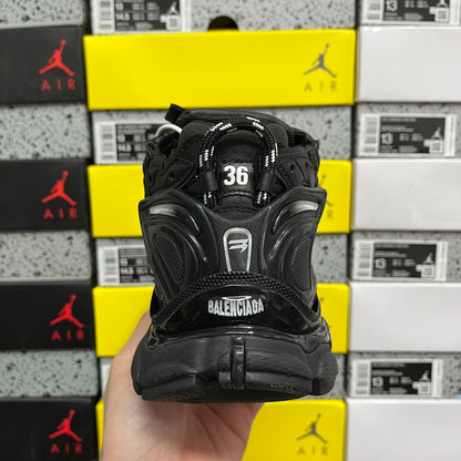 BLG Runner Black
