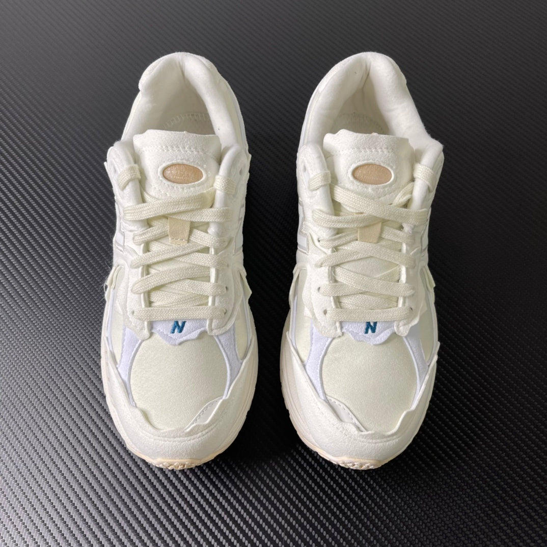 2002R Sea Salt White