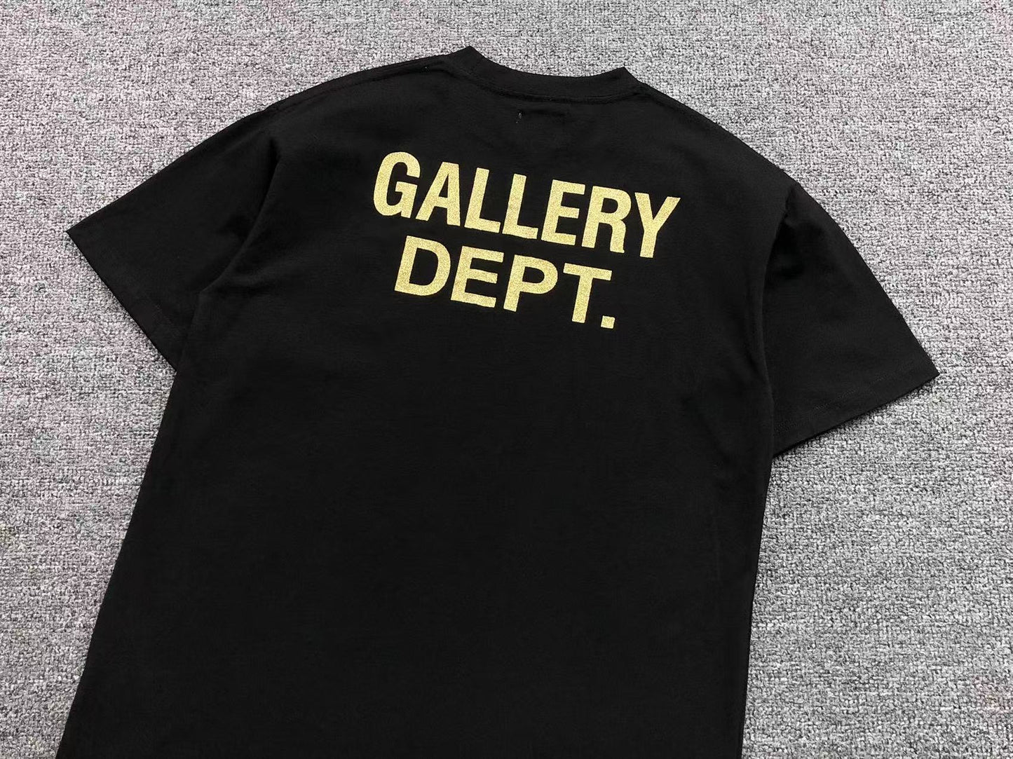 T-shirt GALLERY DEPT