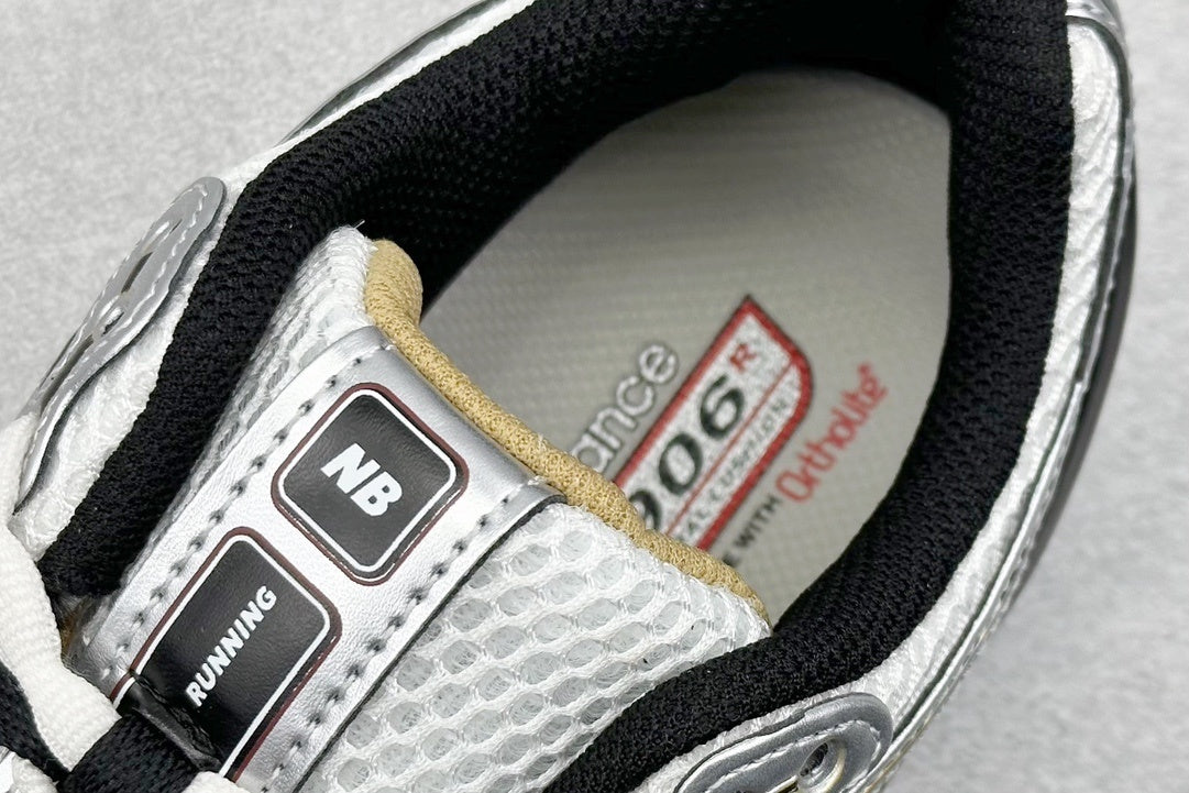 1906 White Gold Black