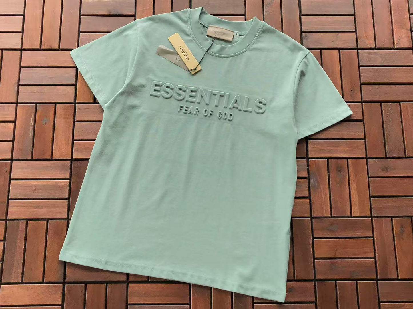 T-Shirts ESSENT