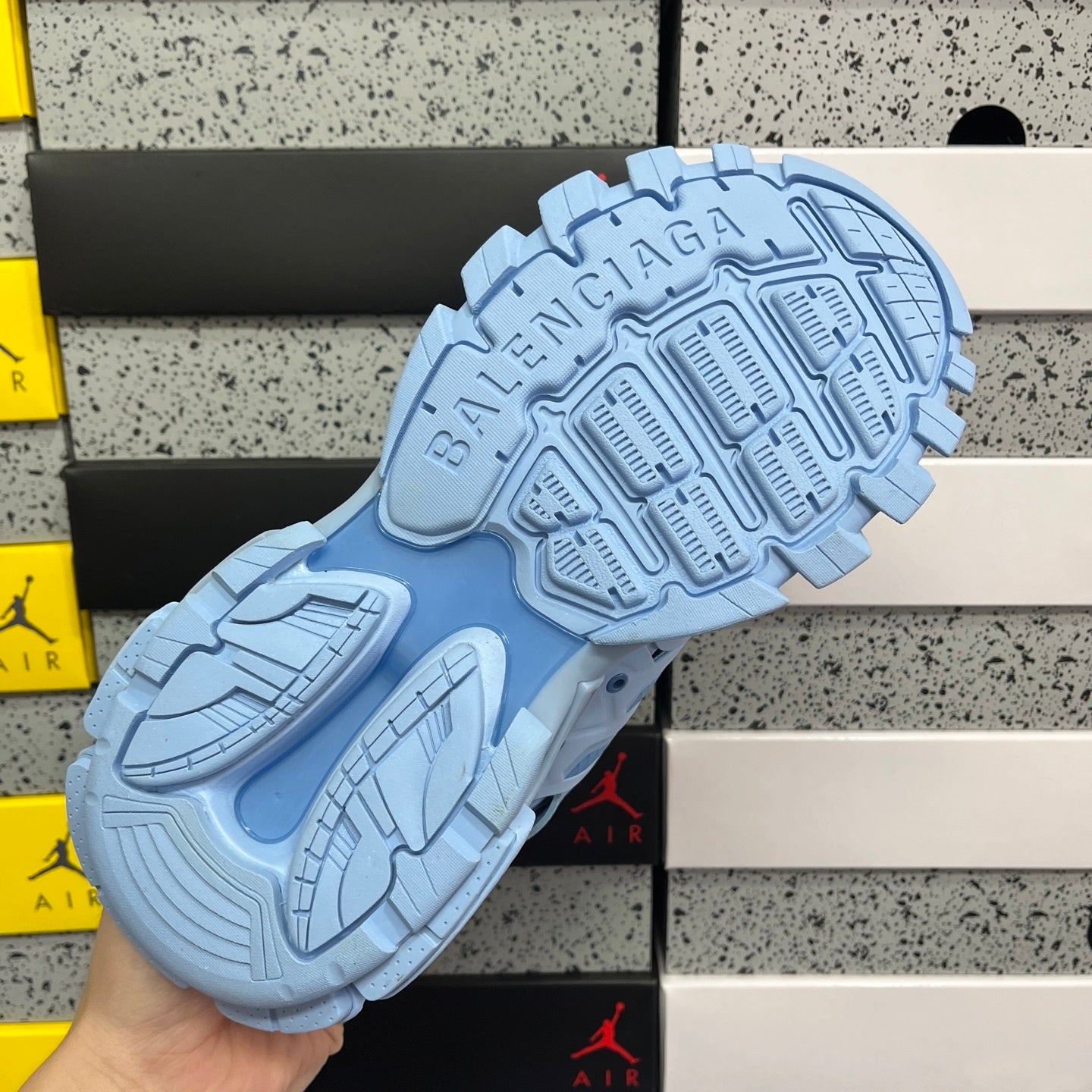 BLG Track Light Blue