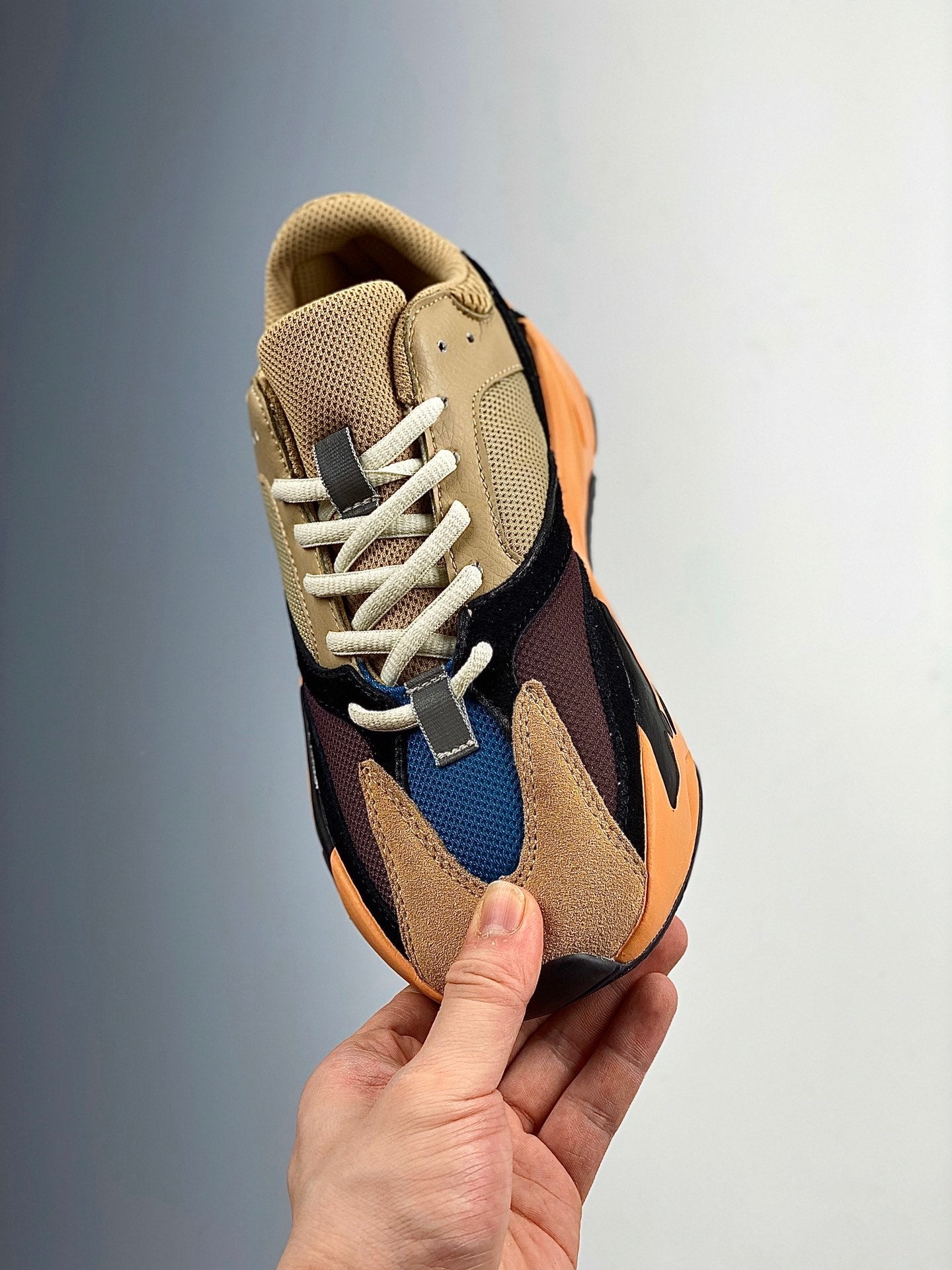 700 Enflame Amber