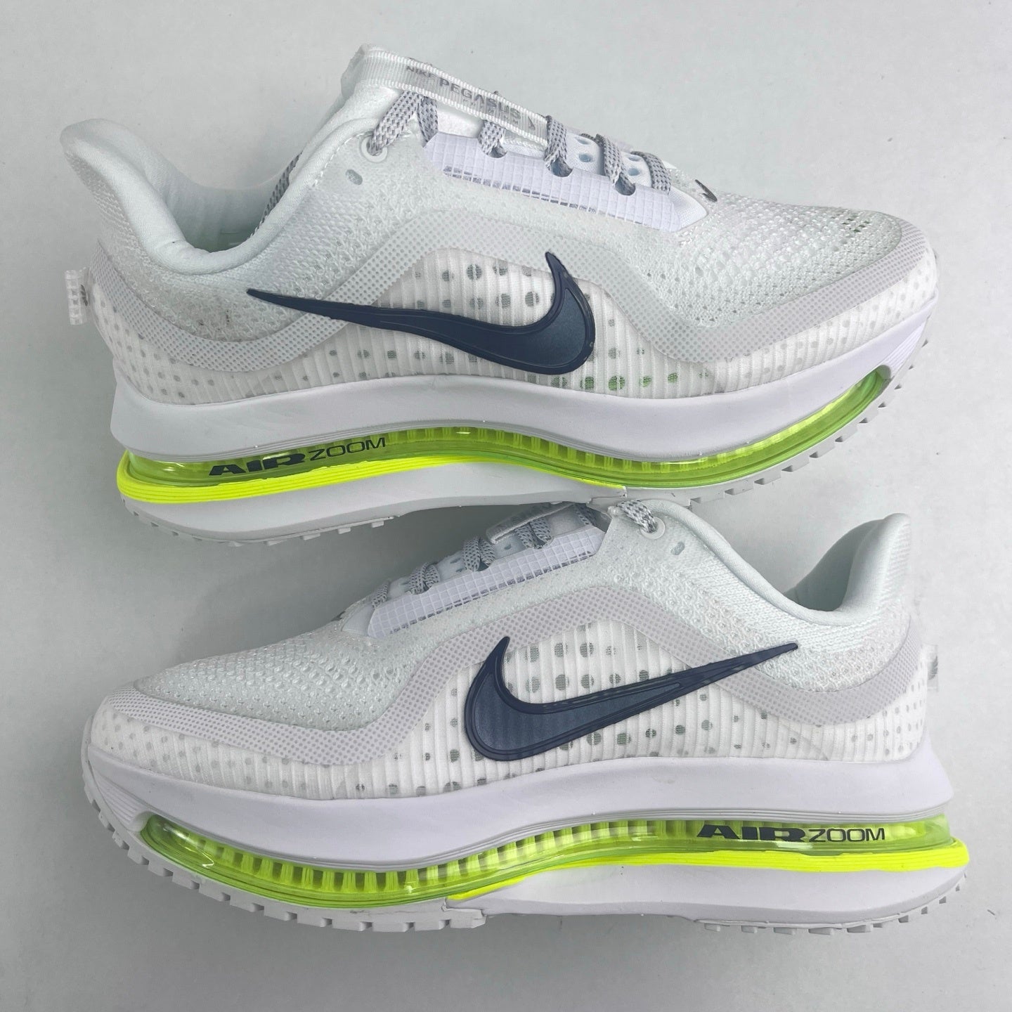 Pegasus Premium White