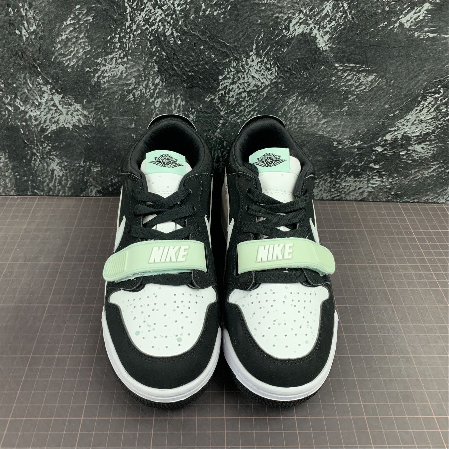 Legacy 312 Black White Teal Tint