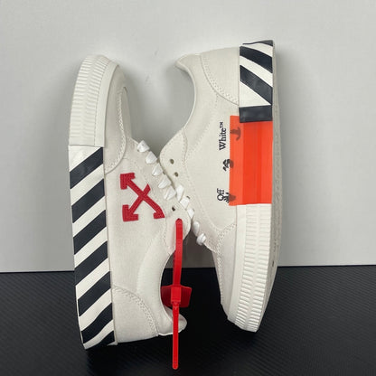 Vulcanized White Red
