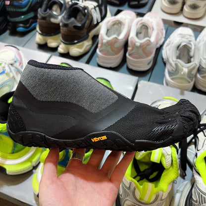 Suicoke All Black