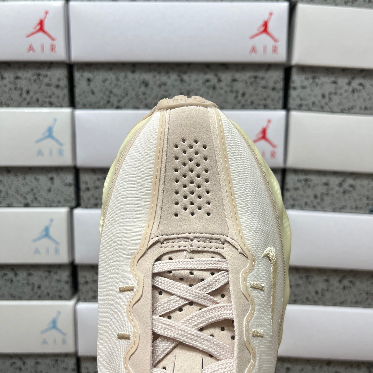 AVA ROVER Beige White Milk