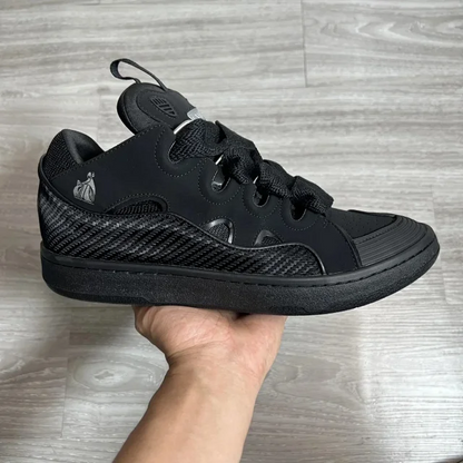 Curb Black