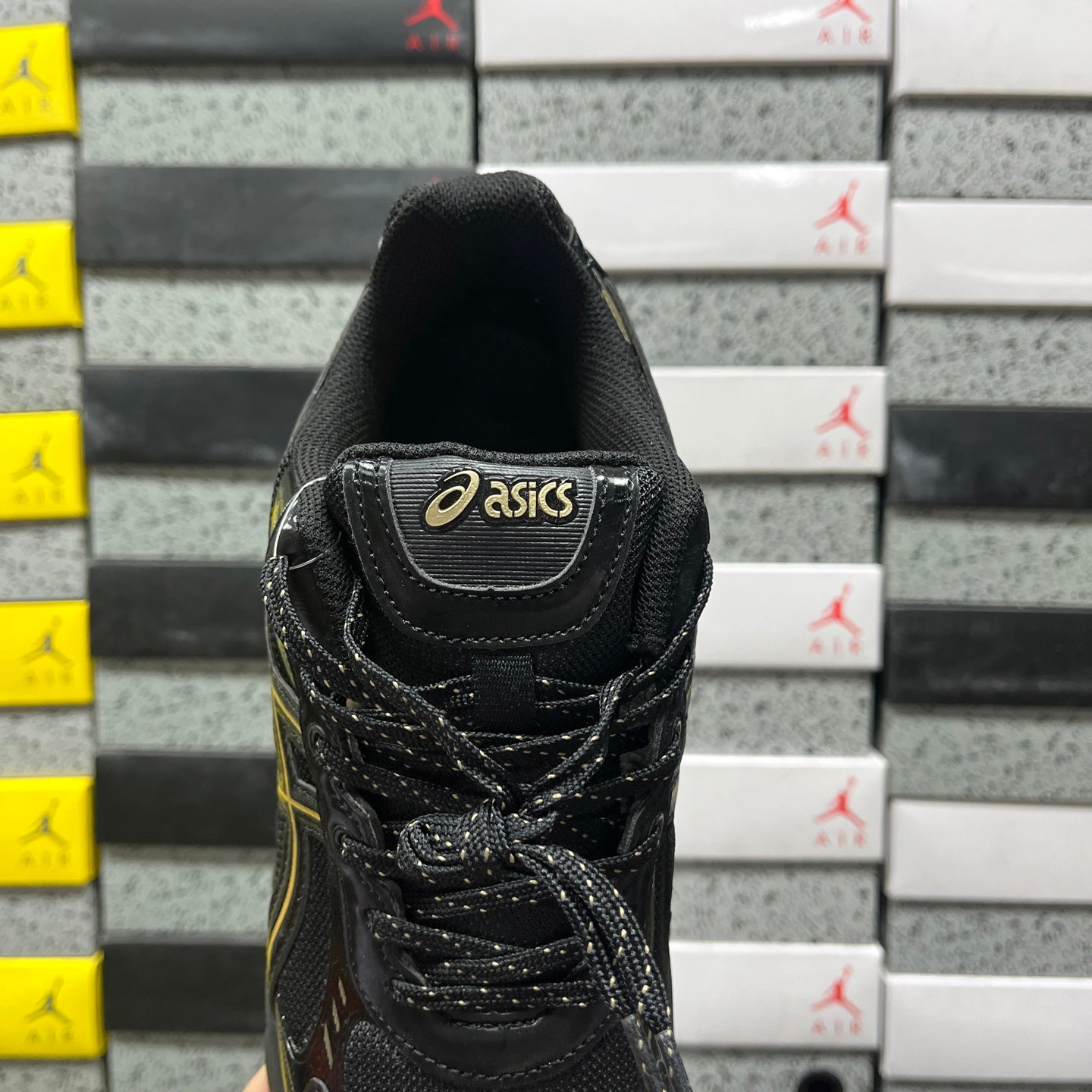 Gel-Kinetic Fluent Black and Gold