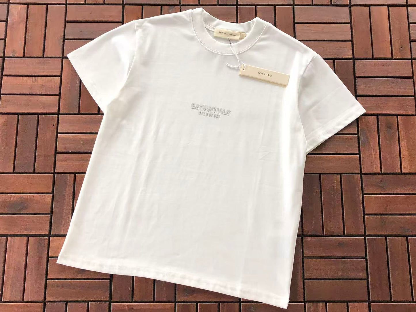 T-Shirts ESSENT