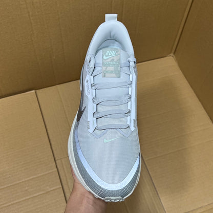 Vomero 18 Gore-Tex Grey