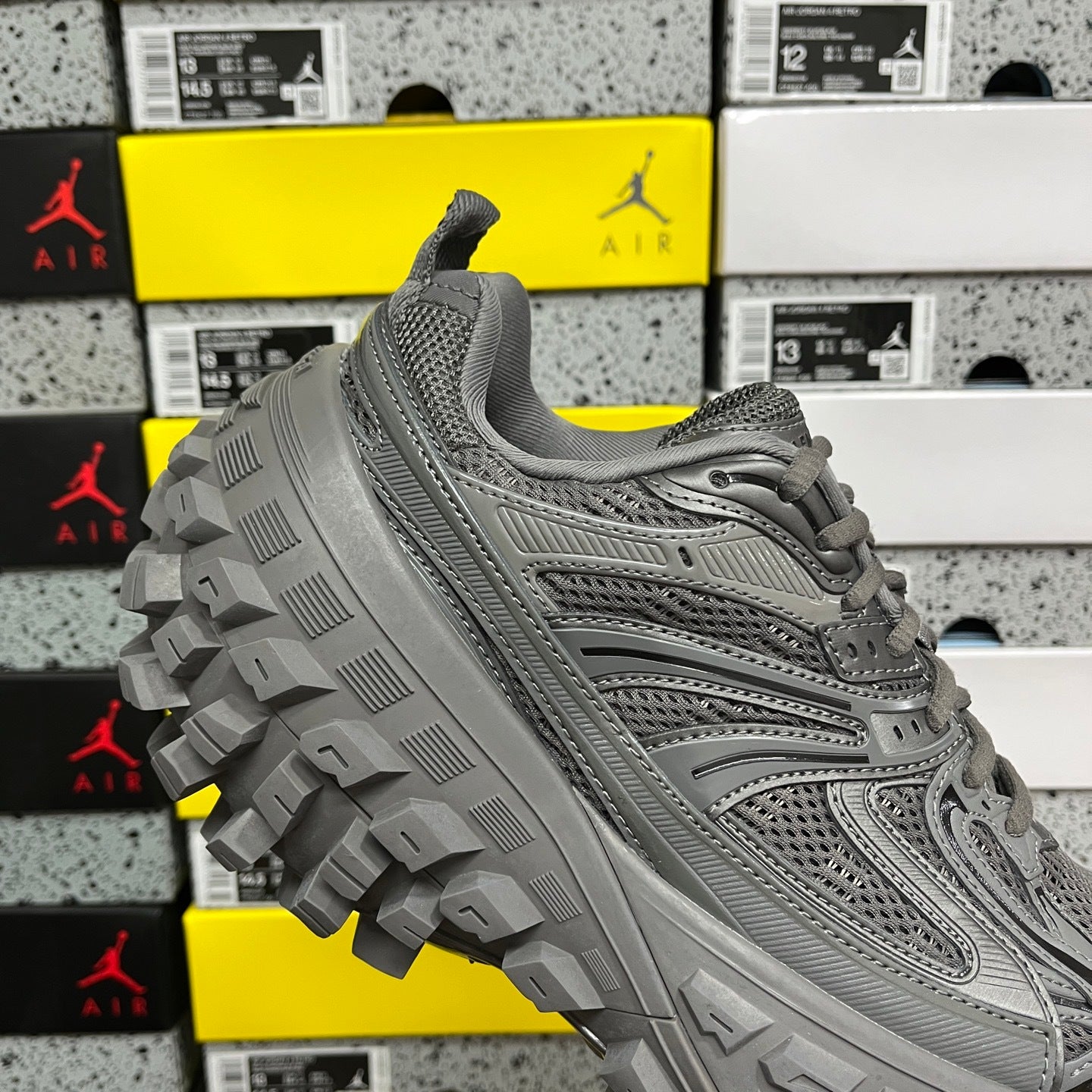 Defender Rubber Platform Grey