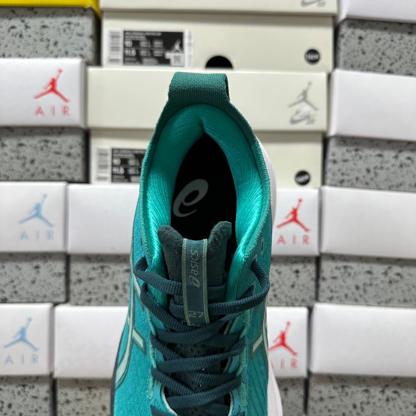 GEL-NIMBUS 27 Wave Teal/Sexon Green