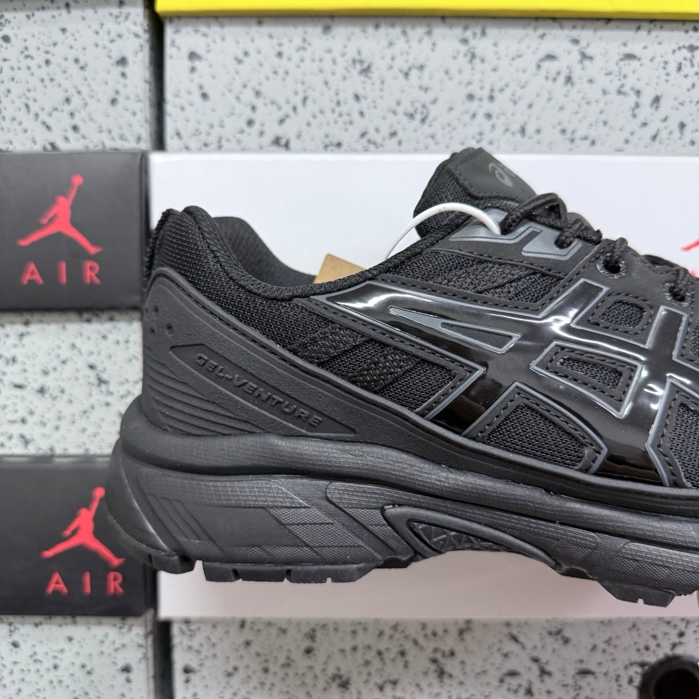 GEL-VENTURE 6 Black