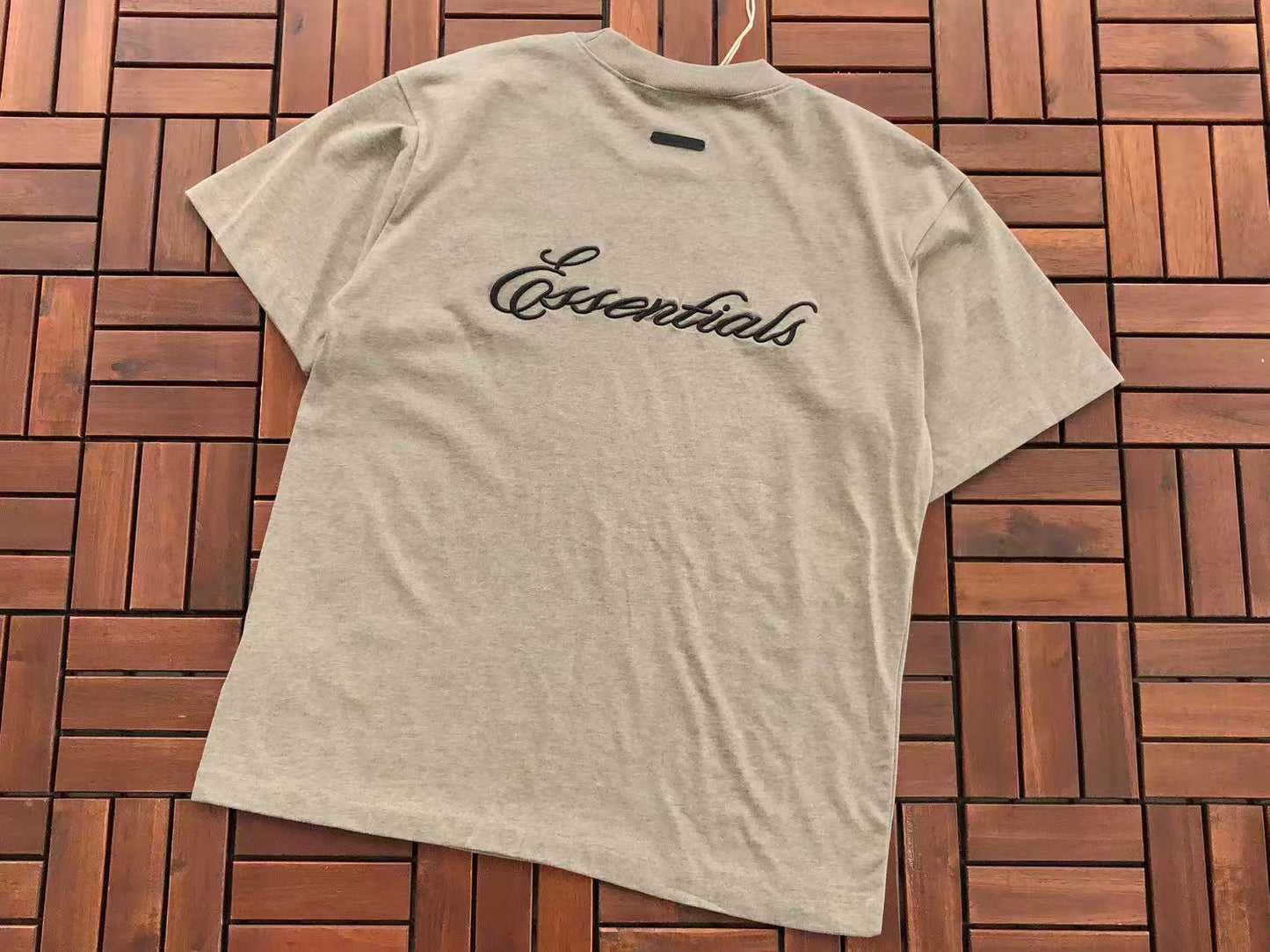 Conjuntos Essentials