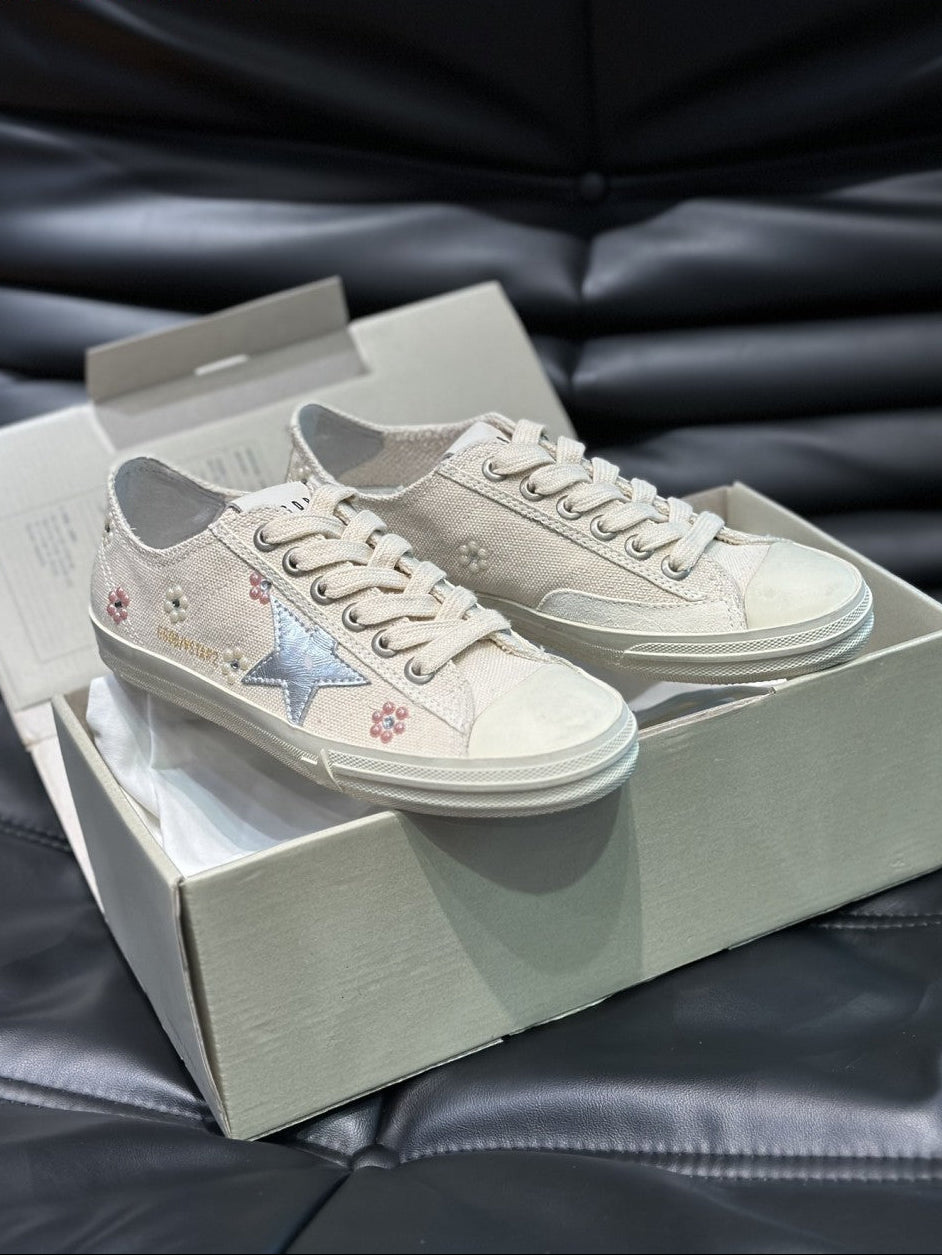 GDGS V-Star White Body Silver Star
