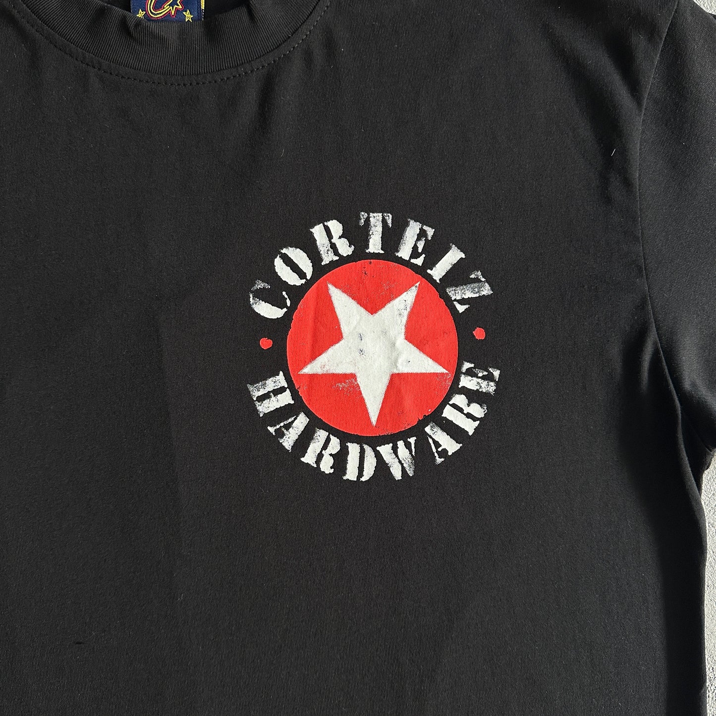 red round star tee