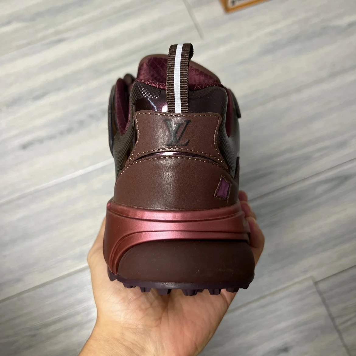 LV Runner Tatic Bordo