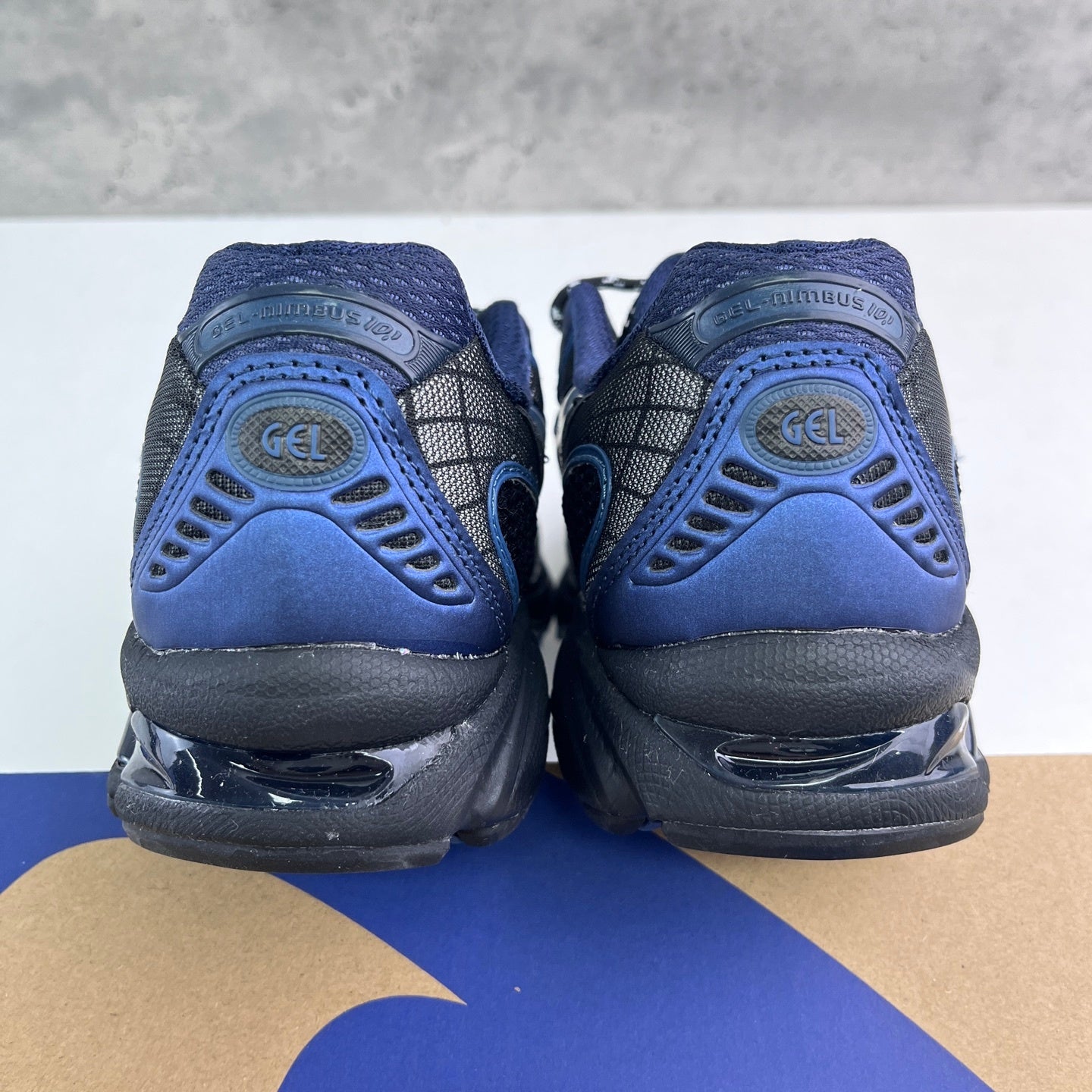 GEL-NIMBUS 10.1 Black/Grand Shark