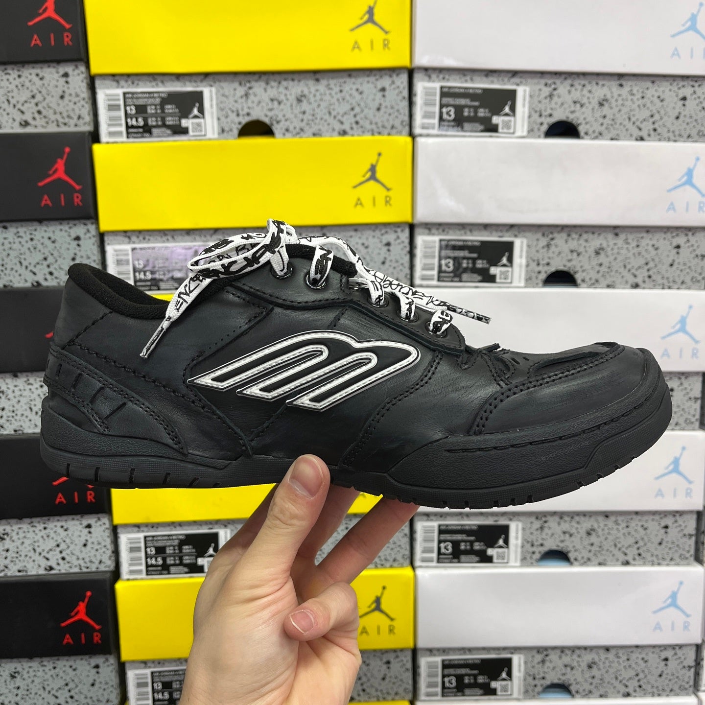 BLG Hamptons Black