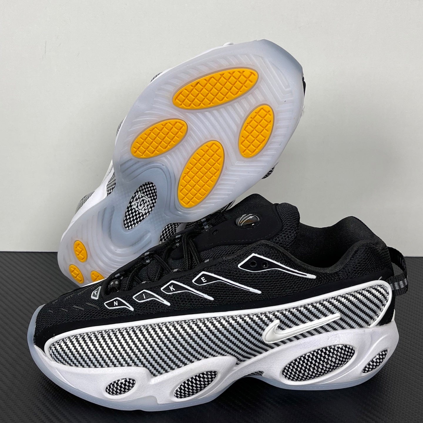 Nocta Glide White/Black