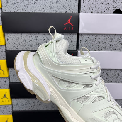 BLG Track Glow-In-The-Dark