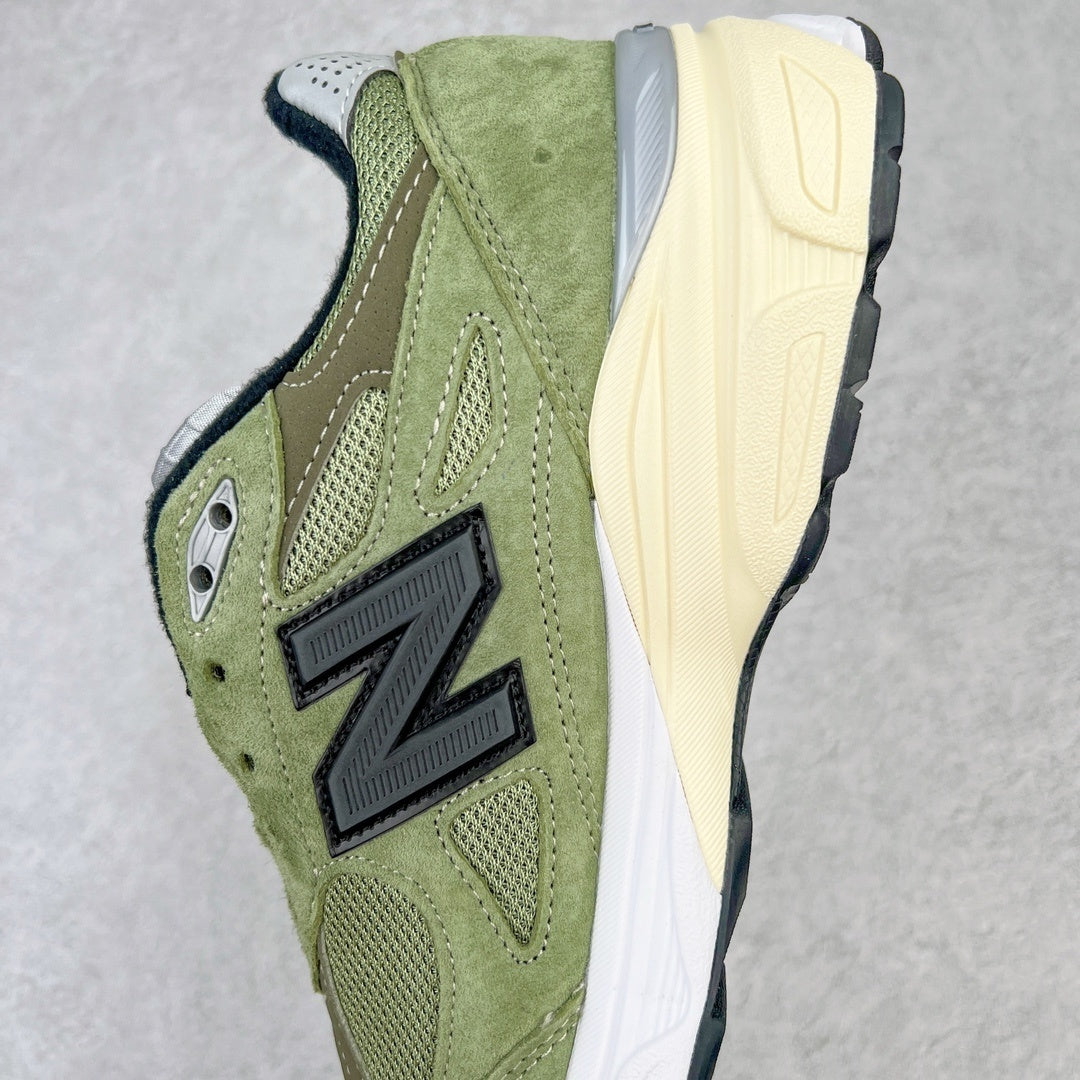 990 Olive Leaf / Black