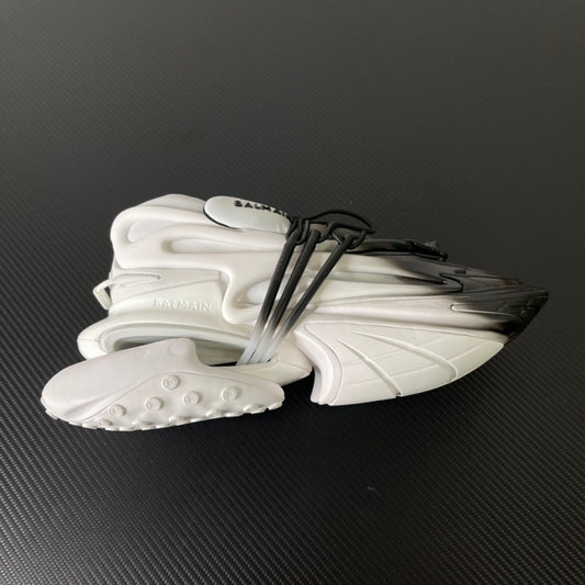 Balmain Unicorn Black White