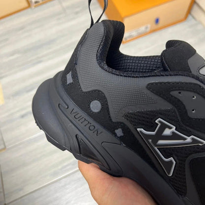 LV Runner Tatic All Black