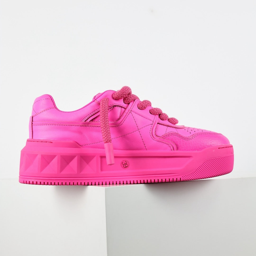 Valentino One Stud XL Pink