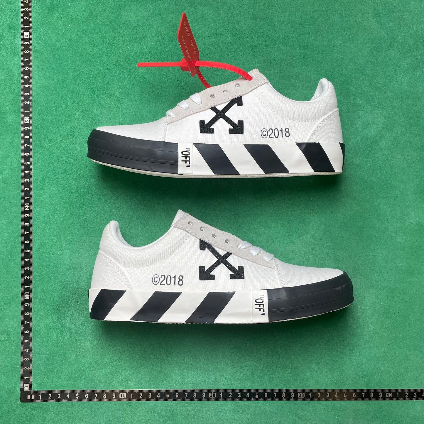 Vulcanized Line White